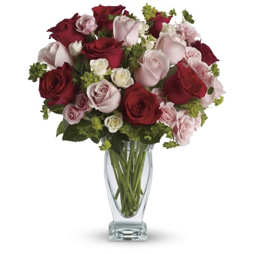 Cupid&#039;s Creation with Red Roses
