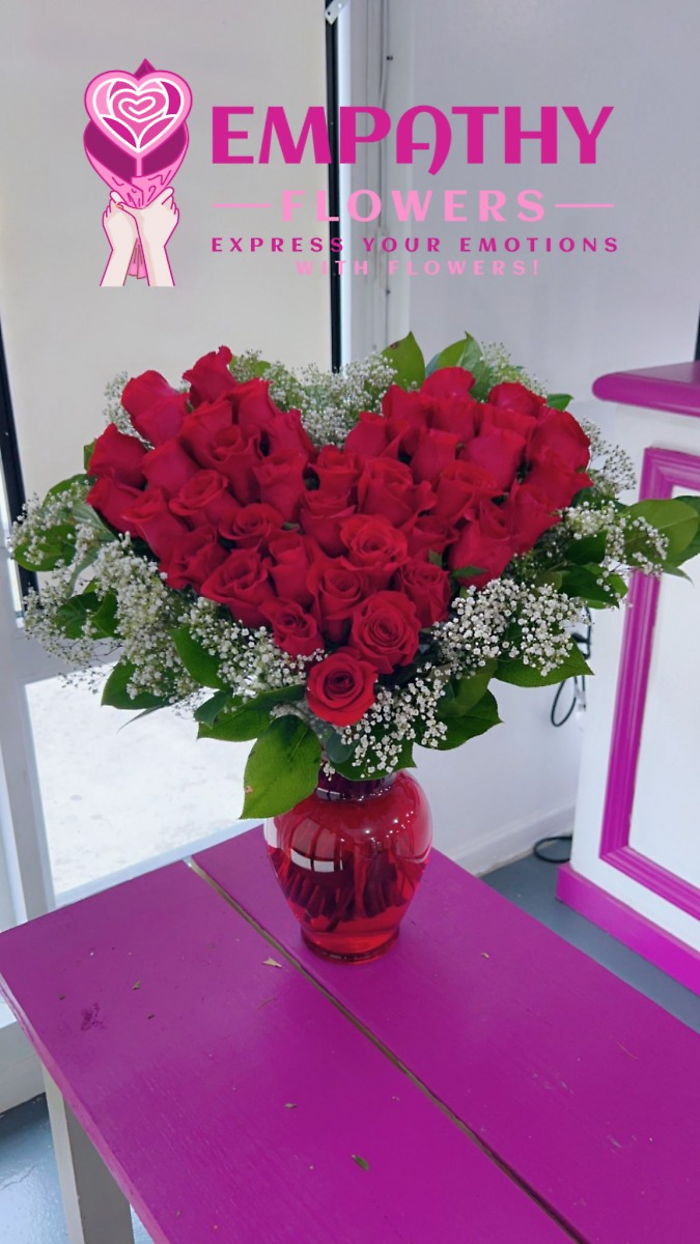 Heart Shape Red Roses Bouquet Premium