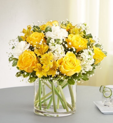Yellow &amp; White Delight&trade; Bouquet