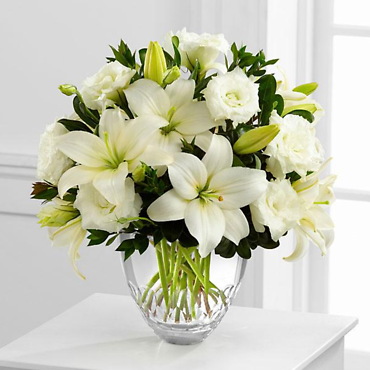 The White Eleganceâ?¢ Bouquet by Vera Wang