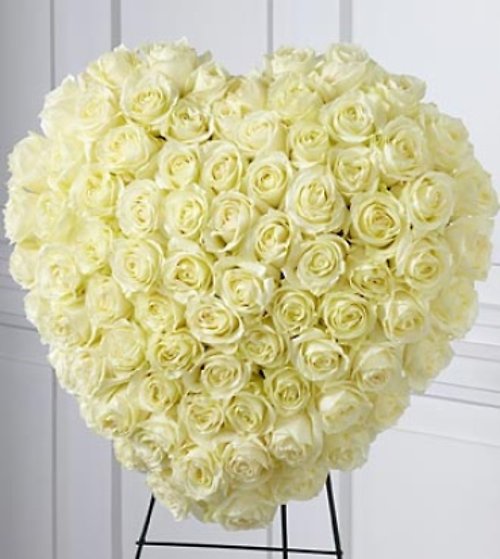 The Elegant Remembrance™ Standing Heart